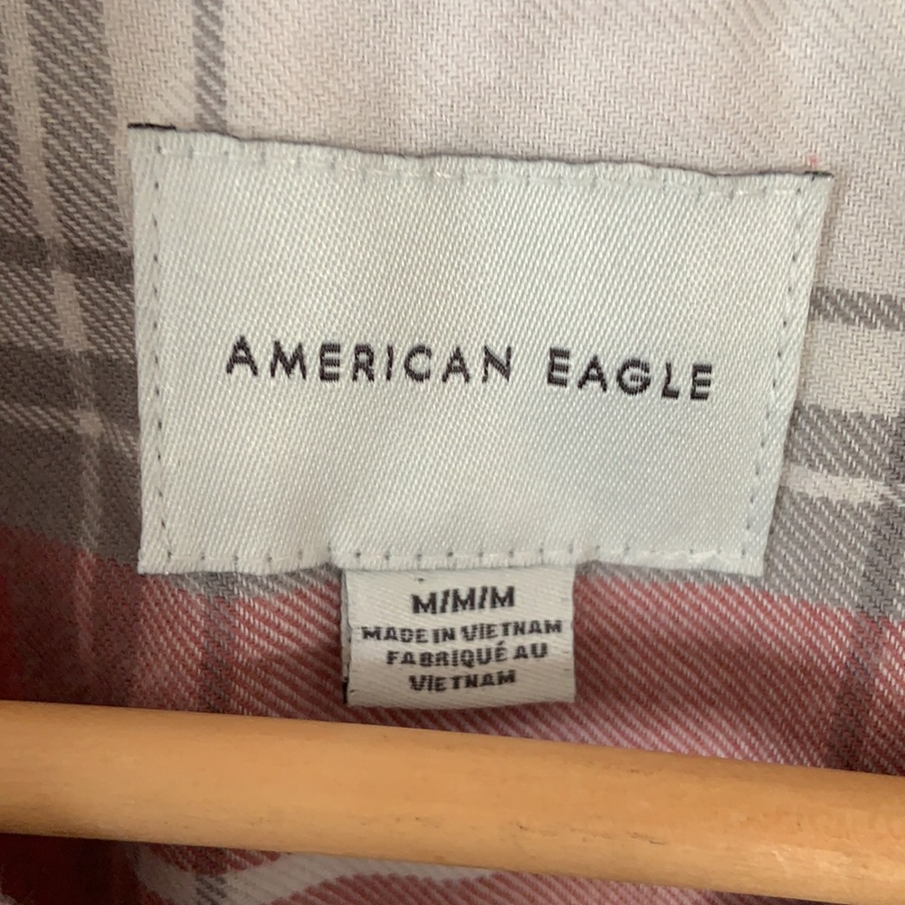 ‘American Eagle’ Crop Button Up!! - image 5